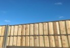Kuenderlap-and-cap-timber-fencing-3.jpg; ?>